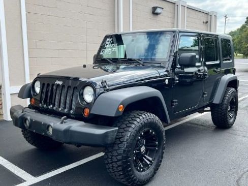 Used 2010 Jeep Wrangler Unlimited Sport image 6