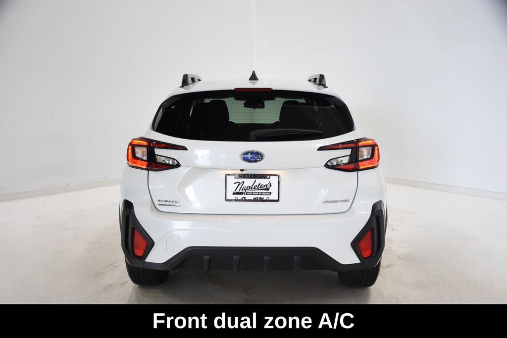 Used 2025 Subaru Crosstrek 2.5i Premium AWD/4WD image 5