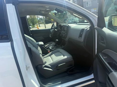 Used 2019 Chevrolet Colorado W/T w/ WT Convenience Package image 26