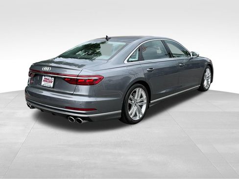 Used 2020 Audi S8 L w/ S8 Executive Package AWD/4WD image 10