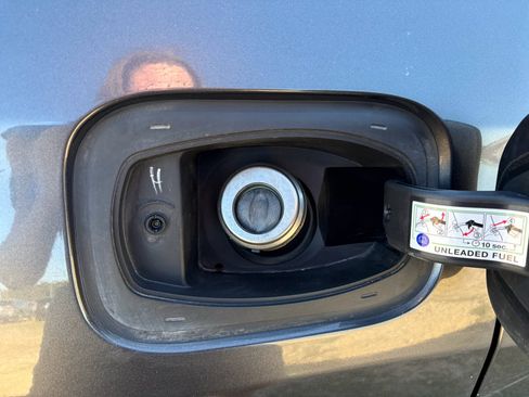 Used 2018 Jeep Compass Trailhawk w/ Leather Interior Group image 32