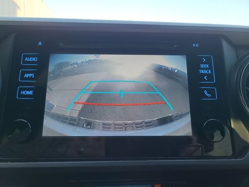 Used 2018 Toyota Tacoma TRD Pro image 16