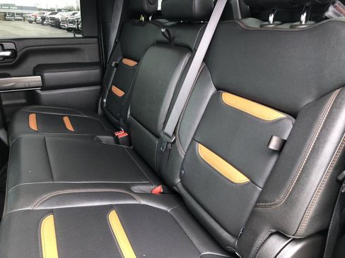 Used 2022 GMC Sierra 3500 AT4 w/ AT4 Preferred Package image 19