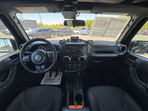 Used 2017 Jeep Wrangler Unlimited Sport AWD/4WD image 20