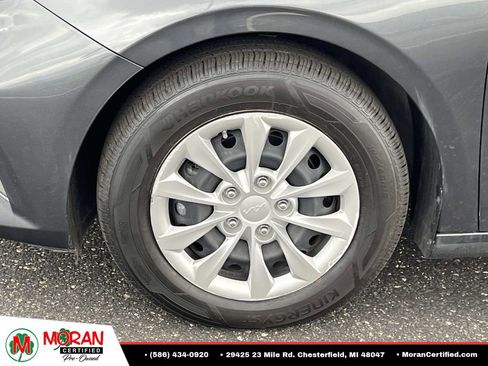 Used 2024 Kia Forte LX FWD image 9