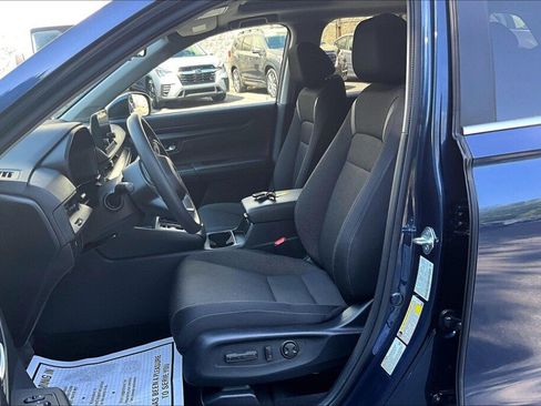Used 2025 Honda CR-V EX image 15