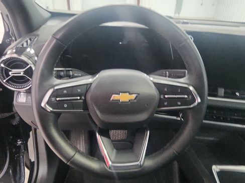 Used 2025 Chevrolet Equinox LT image 21