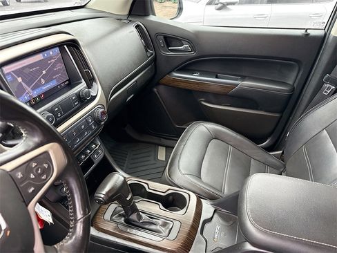 Used 2020 GMC Canyon Denali image 26