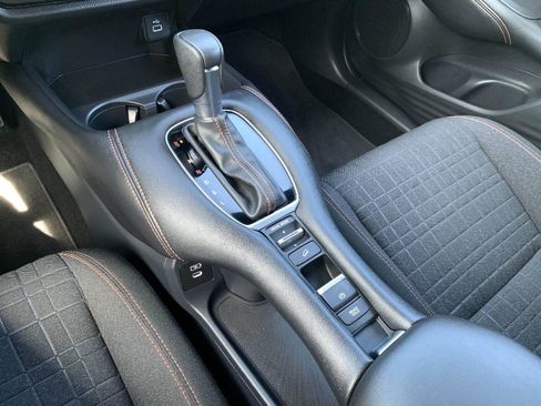 Used 2025 Honda HR-V Sport image 28