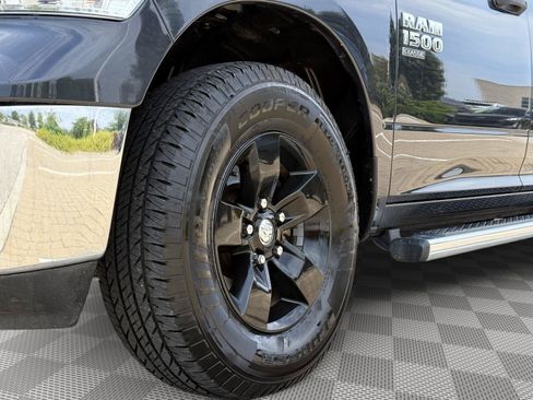 Used 2020 RAM 1500 Tradesman w/ Chrome Plus Package RWD image 8