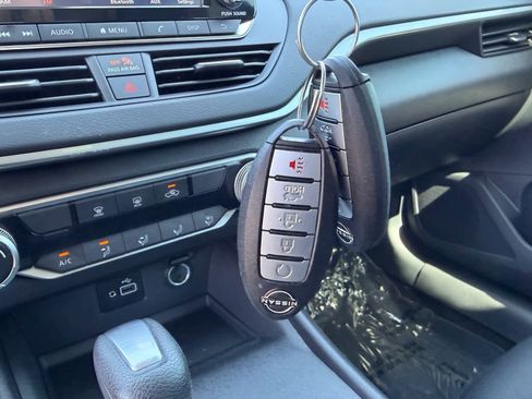 Certified 2024 Nissan Altima 2.5 S image 31