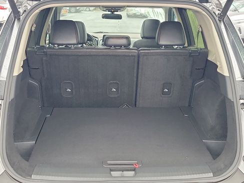 Used 2023 Nissan Rogue SV w/ SV Premium B Package image 6