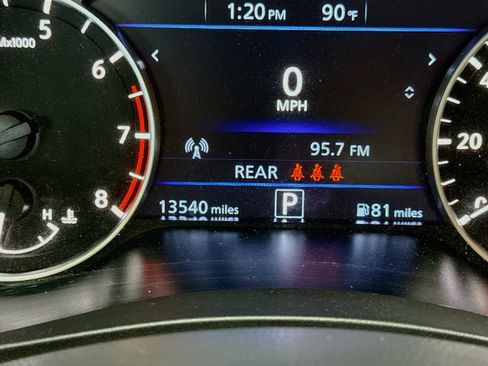 Used 2023 Nissan Altima 2.5 SV FWD image 18