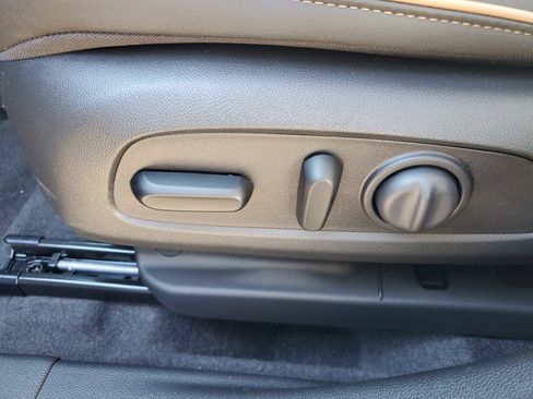 New 2025 Buick Envista Avenir image 20