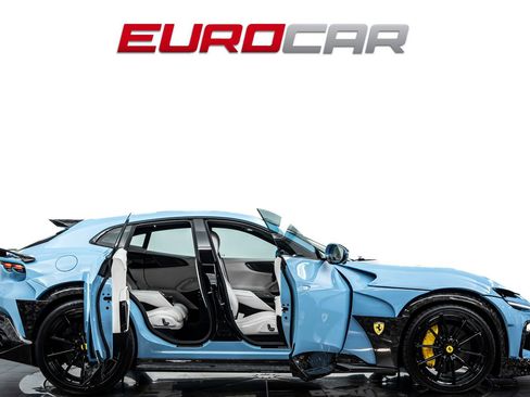 Used 2025 Ferrari Purosangue AWD/4WD image 8