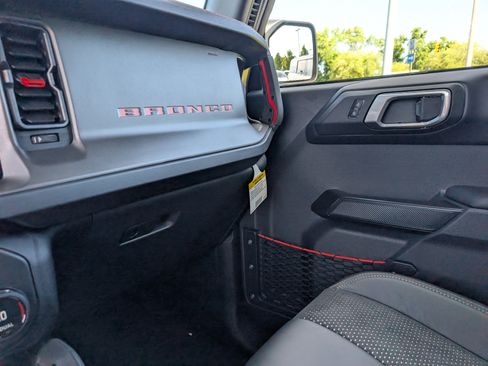 New 2026 Ford Bronco Raptor w/ Interior Carbon Fiber Pack AWD/4WD image 29