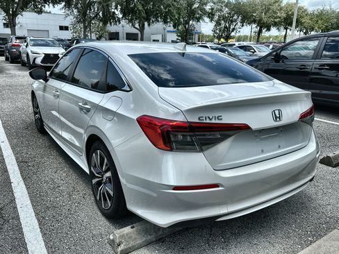 Used 2022 Honda Civic EX image 6