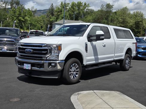 Used 2022 Ford F250 Lariat w/ Lariat Value Package AWD/4WD image 1