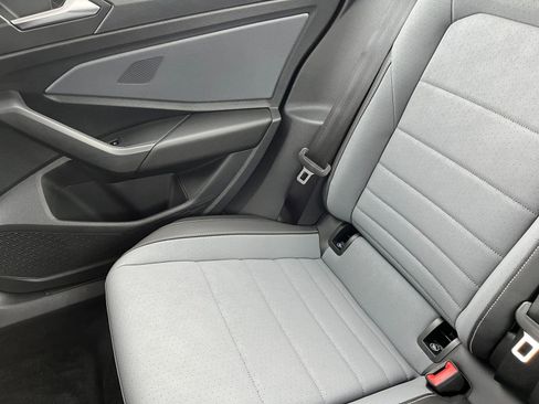 Used 2025 Volkswagen Jetta SE image 39