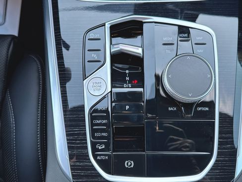 New 2026 BMW X5 xDrive40i w/ M Sport Package AWD/4WD image 23