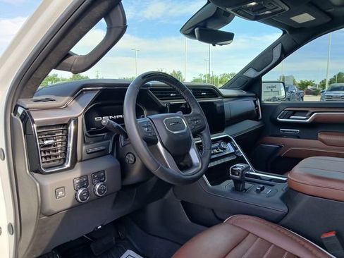 Certified 2025 GMC Sierra 1500 Denali Ultimate AWD/4WD image 14