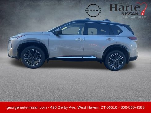 New 2026 Nissan Rogue Platinum w/ Platinum Premium Package image 2