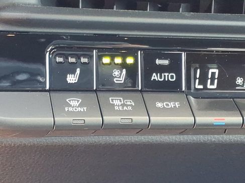 Certified 2026 Toyota Crown AWD/4WD image 13