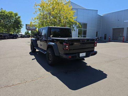 Used 2020 Jeep Gladiator Sport w/ Quick Order Package 24S AWD/4WD image 3