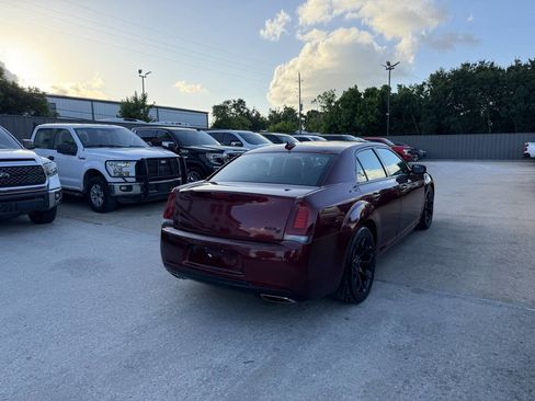 Used 2019 Chrysler 300 S RWD image 5
