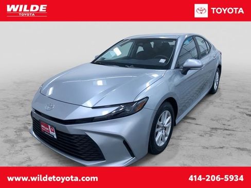 Used 2026 Toyota Camry LE FWD image 1