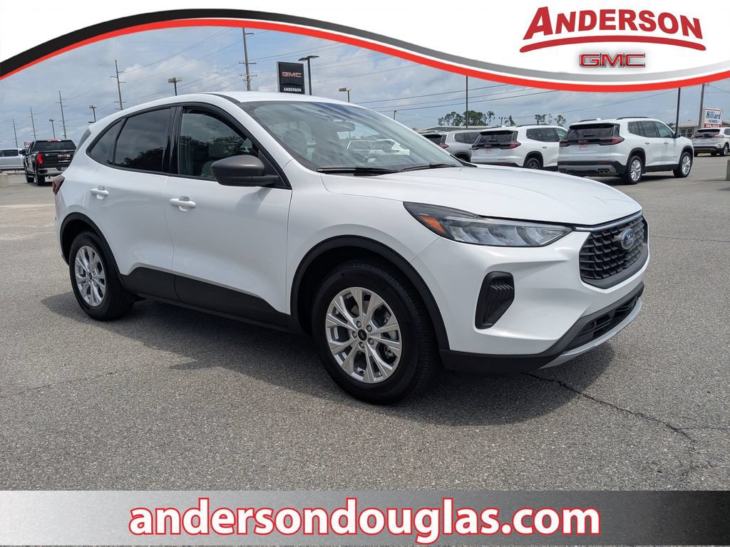 Used 2025 Ford Escape Active FWD image 1