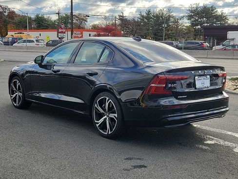 Certified 2023 Volvo S60 T8 Plus image 4