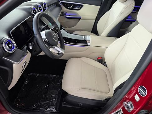 Certified 2026 Mercedes-Benz GLC 300 image 9
