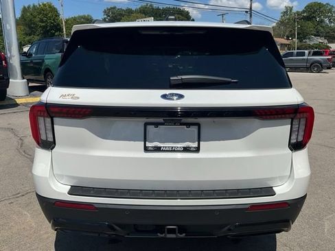 Used 2025 Ford Explorer ST-Line w/ Premium Package RWD image 9