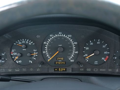 Used 1997 Mercedes-Benz SL 320 image 20