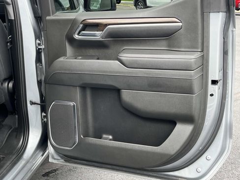 Used 2023 Chevrolet Silverado 1500 LT AWD/4WD image 19