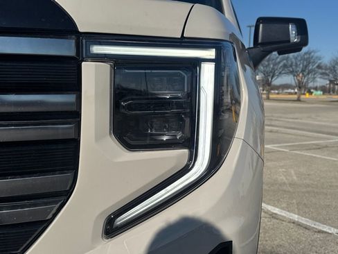 New 2026 GMC Sierra 1500 AT4 w/ AT4 Premium Package image 10