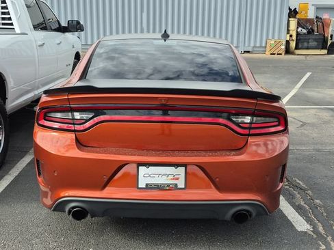 Used 2020 Dodge Charger Scat Pack w/ Dynamics Package RWD image 9