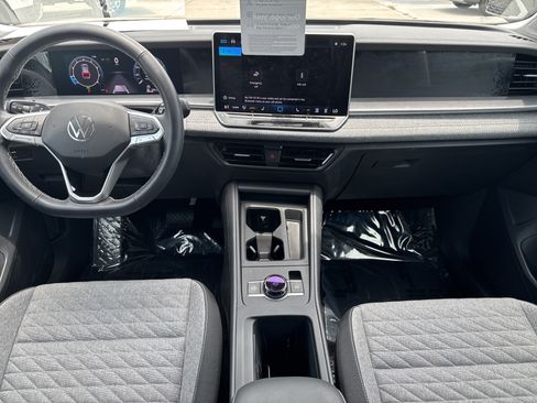 Used 2025 Volkswagen Tiguan S FWD image 14