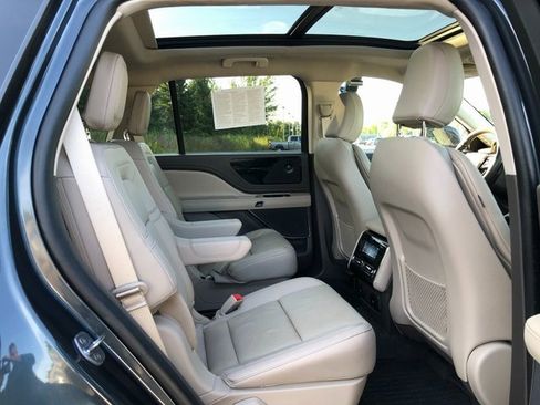 Used 2023 Lincoln Aviator Reserve w/ Elements Package Plus image 19