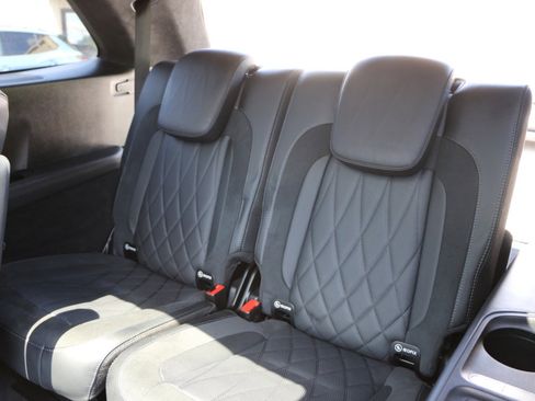 Used 2021 Mercedes-Benz GLS 63 AMG 4MATIC image 32