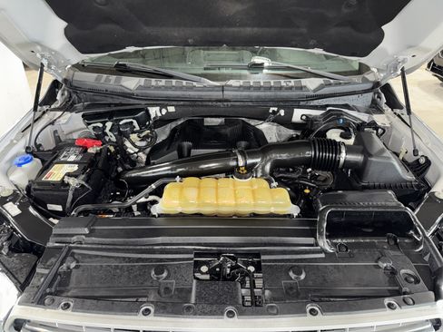 Used 2020 Ford F150 Lariat w/ Equipment Group 502A Luxury AWD/4WD image 34