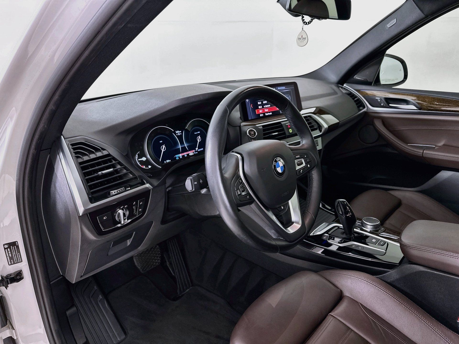 Used 2019 BMW X3 sDrive30i w/ Premium Package RWD image 10