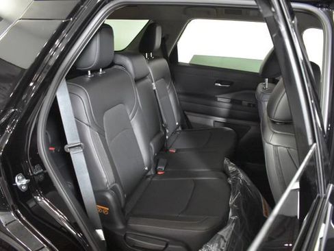 New 2026 Nissan Pathfinder SL AWD/4WD image 36