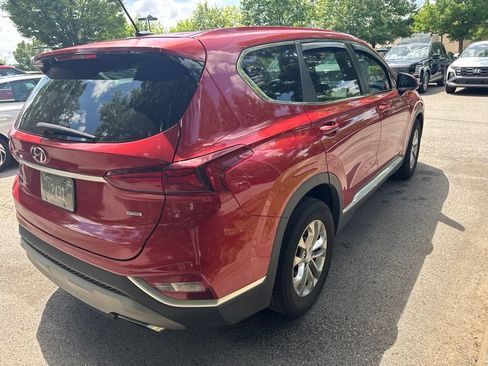 Used 2019 Hyundai Santa Fe SE AWD/4WD image 5