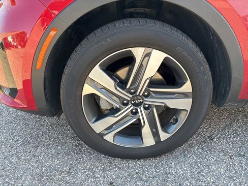 Used 2023 Kia Sorento EX image 10