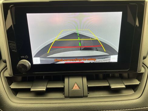 Used 2024 Toyota RAV4 XLE FWD image 26