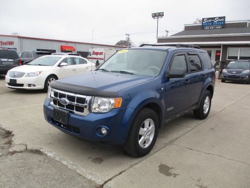 Used 2008 Ford Escape XLT image 2