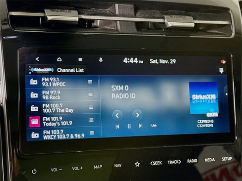 Certified 2022 Hyundai Tucson Limited w/ Winter Package image 6