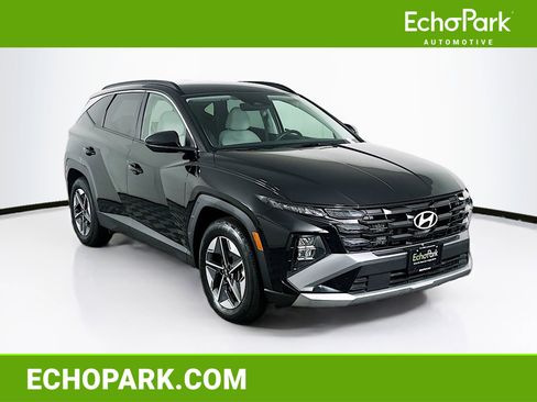 Used 2025 Hyundai Tucson SEL FWD image 1